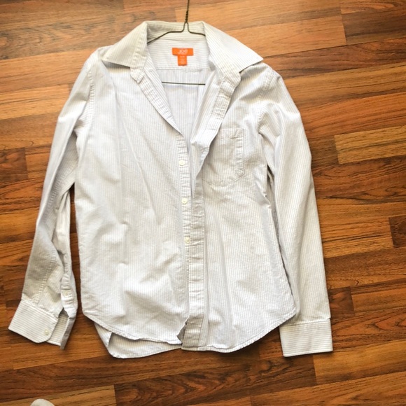 Button-ups 3/$19 - Picture 6 of 7